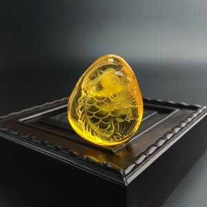 金包蜜鸡油黄蜜蜡鱼吊坠