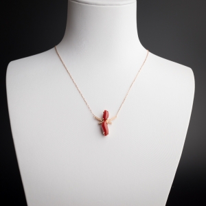 18K金镶钻阿卡红珊瑚锁骨链