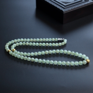 6mm冰糯种浅绿翡翠项链