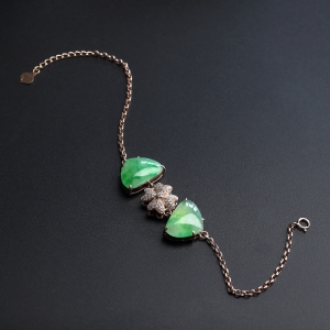 18K金镶冰糯种飘绿翡翠手链