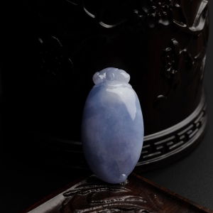 糯种紫罗兰翡翠福瓜吊坠