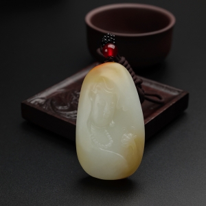 和田玉观音吊坠