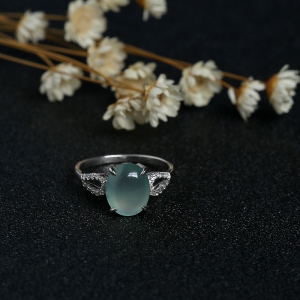 银镶糯冰种晴水翡翠戒指