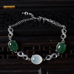 银镶糯冰种春带彩翡翠手链