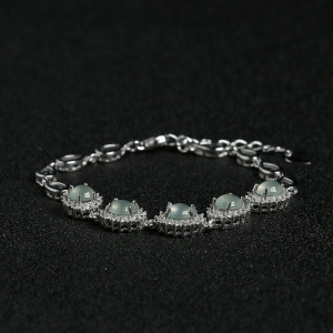 银镶钻冰种晴水翡翠手链