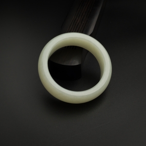 57.5#和田玉手镯