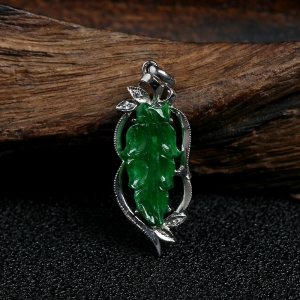 18K金镶糯种满绿翡翠叶子吊坠