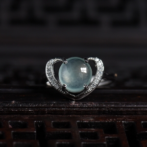 银镶冰种翡翠戒指