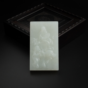 和田玉紫气东来吊坠