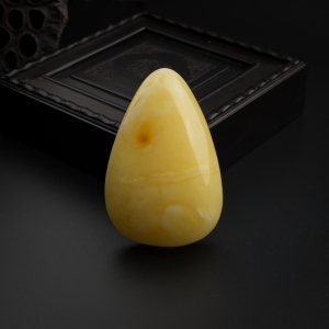 满蜜鸡油黄蜜蜡水滴吊坠