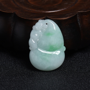 白底青翡翠葫芦吊坠