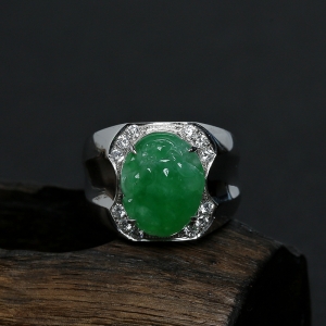 18K金镶钻糯种满绿翡翠貔貅男戒