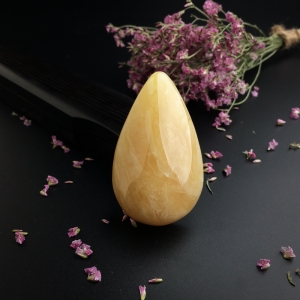 糖色蜜蜡水滴吊坠