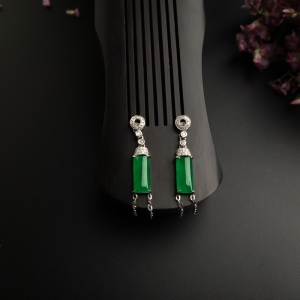 18K金镶冰种阳绿翡翠耳坠