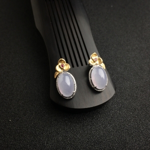 18K金镶糯种紫罗兰翡翠耳钉