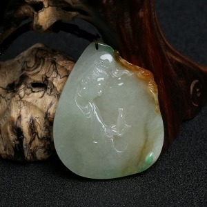 糯种黄加绿翡翠观音挂件