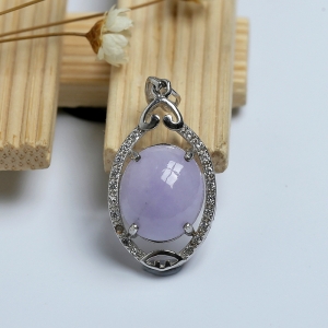 银镶糯种紫罗兰翡翠吊坠