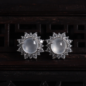 银镶冰种晴水翡翠耳钉