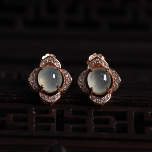 银镶冰种晴水翡翠耳钉