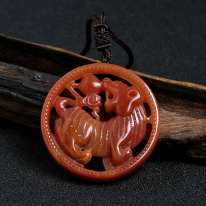 黄龙玉虎牌挂件