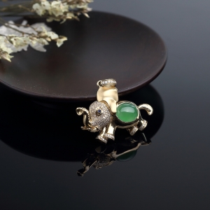 18K金镶钻冰糯种黄阳绿翡翠大象吊坠