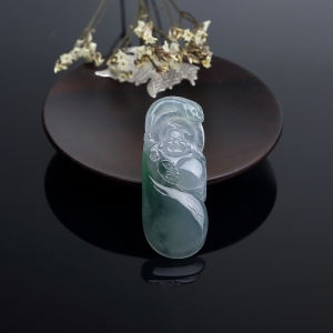 冰糯种飘花翡翠佛吊坠