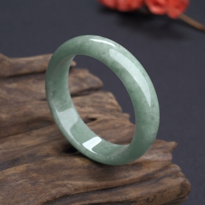 58.5#糯种苹果绿翡翠手镯