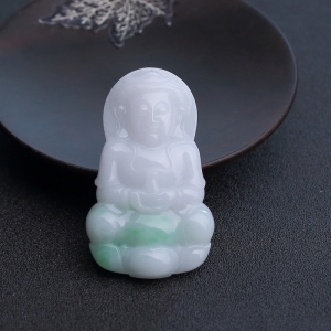 糯种飘绿翡翠观音吊坠