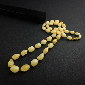 白花蜜蜜蜡随形项链