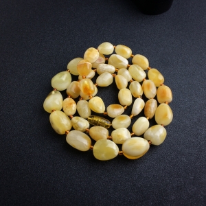 白花蜜蜜蜡随形项链