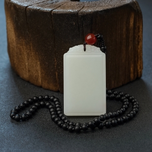 和田羊脂玉平安如意牌吊坠