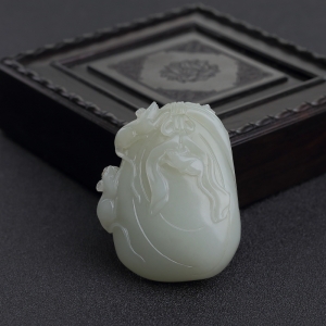 籽料青白玉五鼠运财吊坠