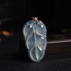 18K金扣冰种无色翡翠金枝玉叶吊坠