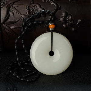 俄料青白玉山料平安扣吊坠