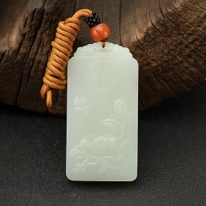 新疆和田白玉山料蝶恋花吊坠