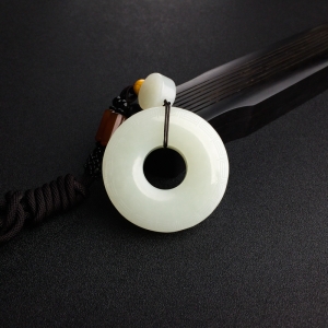 山料青白玉平安扣吊坠