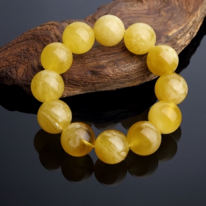 18.5mm鸡油黄蜜蜡手串