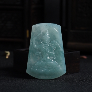 糯种浅绿翡翠文殊菩萨吊牌