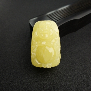鸡油黄蜜蜡弥勒佛吊坠