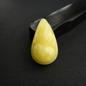 鸡油黄蜜蜡葫芦吊坠