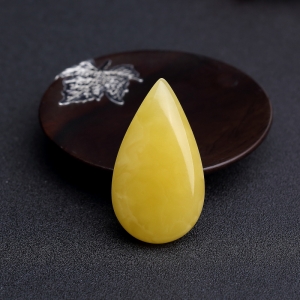 鸡油黄蜜蜡水滴吊坠