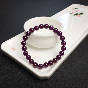 7.5mm紫色石榴石手串