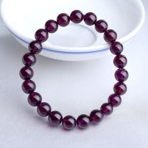 7.5mm紫色石榴石手串