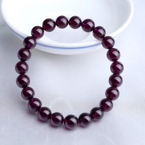 8mm紫色石榴石手串