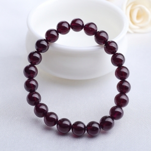 8.5mm紫色石榴石手串