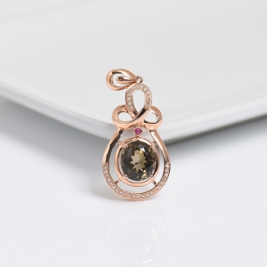 18K金镶钻碧玺吊坠