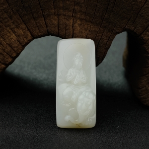 新疆和田白玉籽料普贤菩萨吊坠