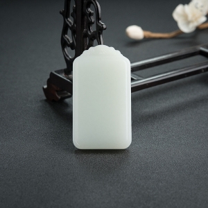 俄料白玉山料无事牌吊坠