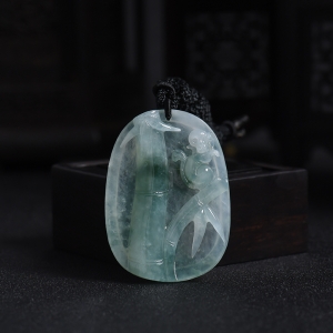 冰种飘花翡翠节节高升吊坠