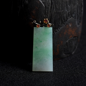 18K金镶冰糯种飘花翡翠无事牌